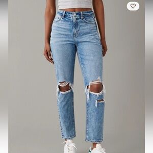 American Eagle Destroyed Knee Mom Jeans Strigid 4 Short